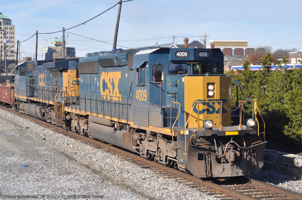 CSXT 4009 East